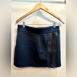 Fabletics Skirt Womens Small XS Cornado Mini Skirt in Black